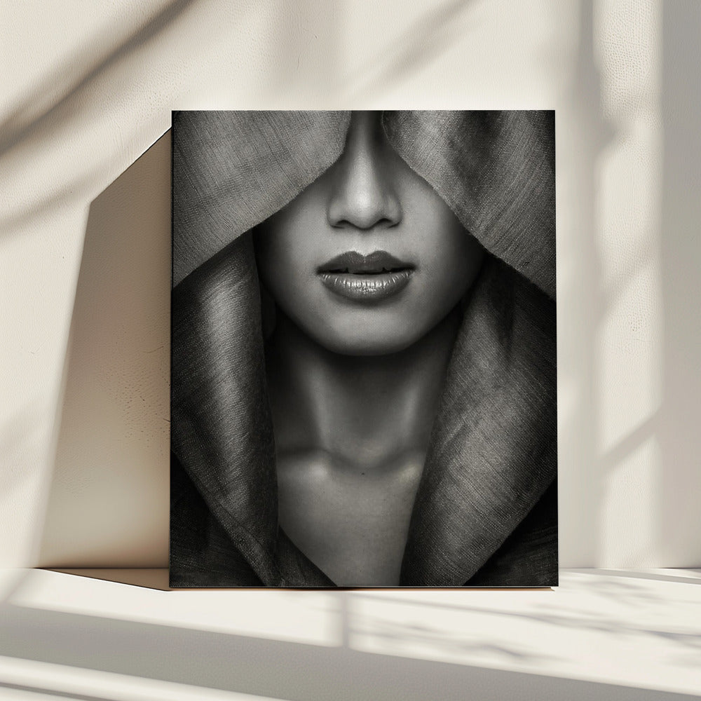 Hood | Canvas
