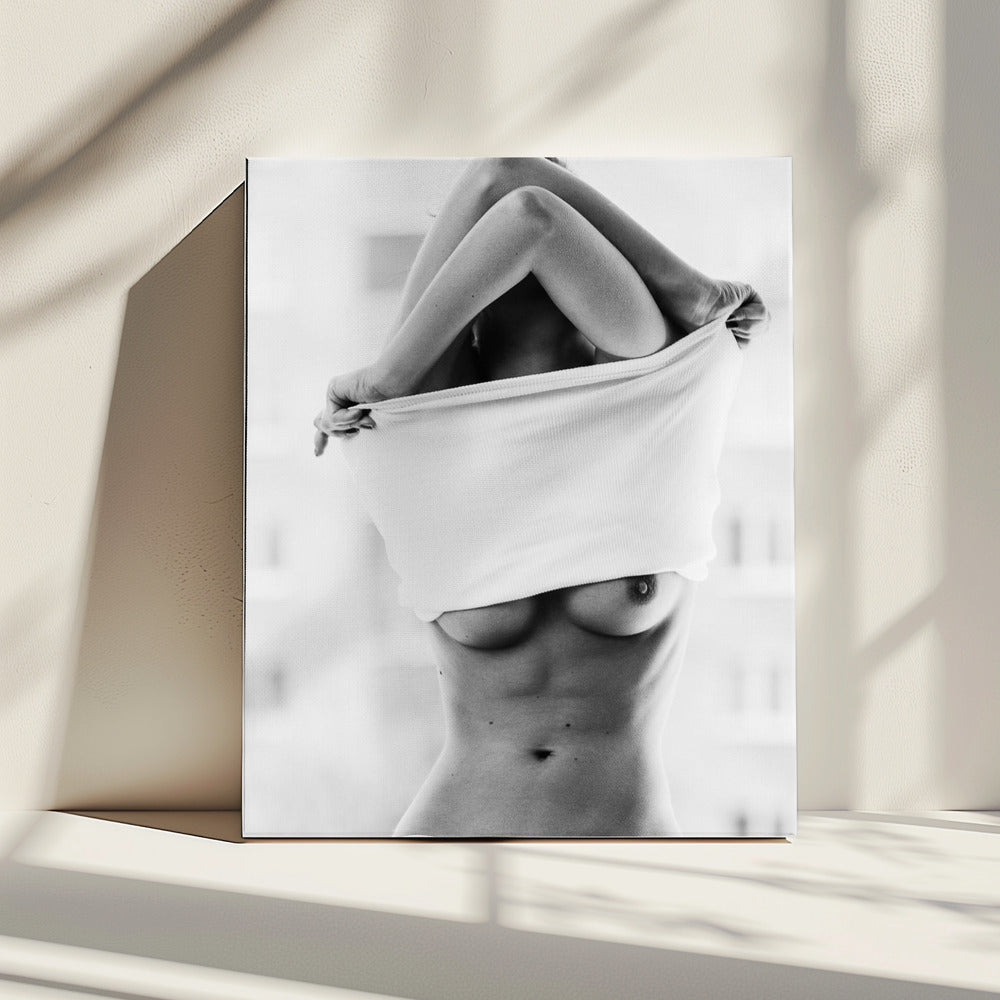 Hot [Simona] | Canvas