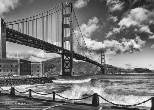 Surfing under the Golden Gate Bridge | Wallpaper