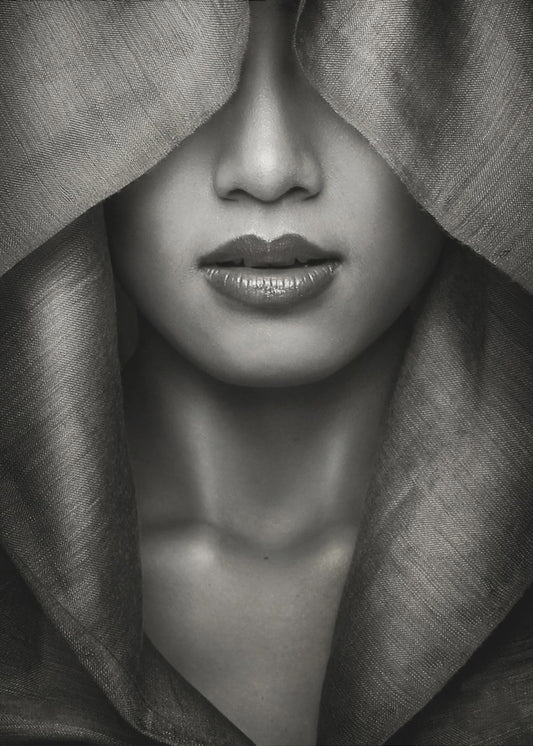 Hood | Canvas